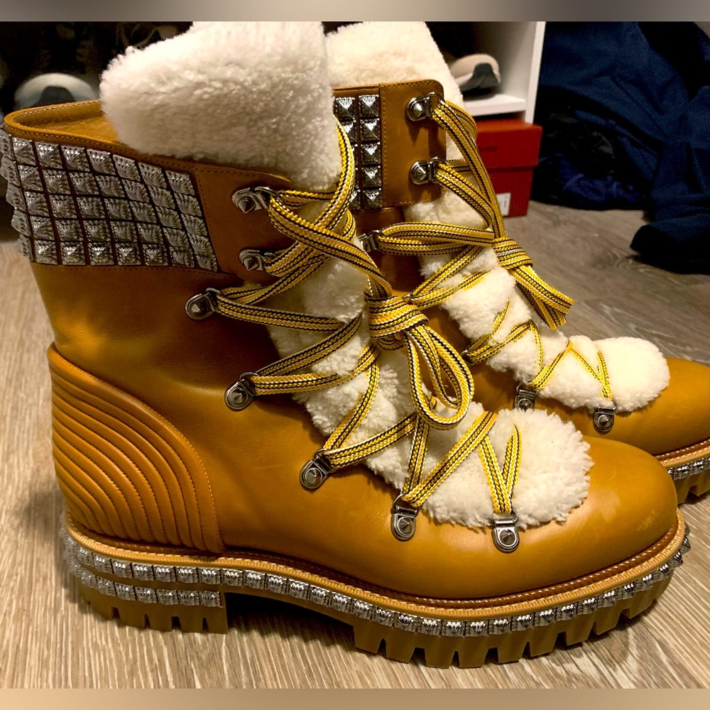 Authentic Christian Louboutin Yeti Flat Calf boot